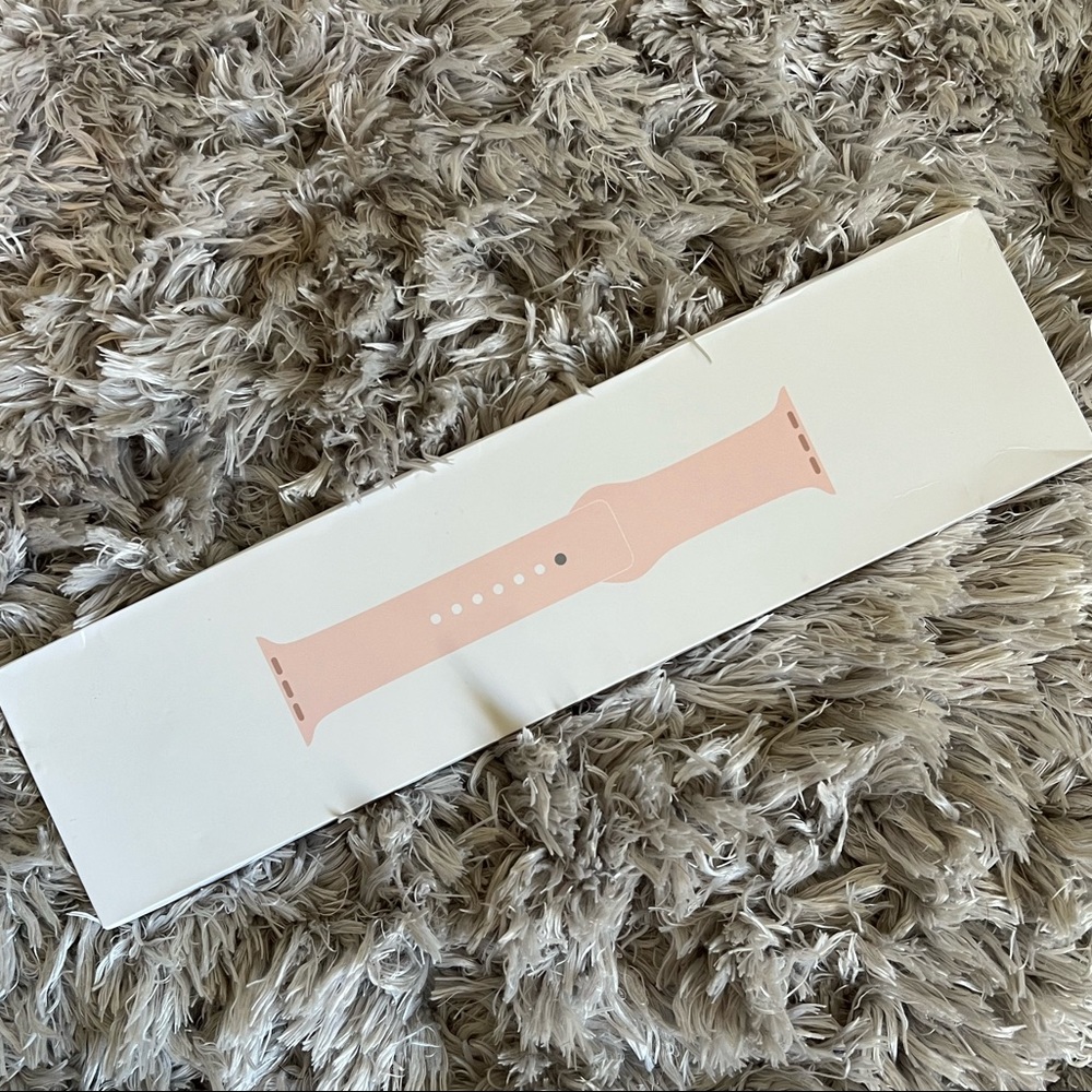 NWT Apple Watch Band Series 6 Pink Sand sport band